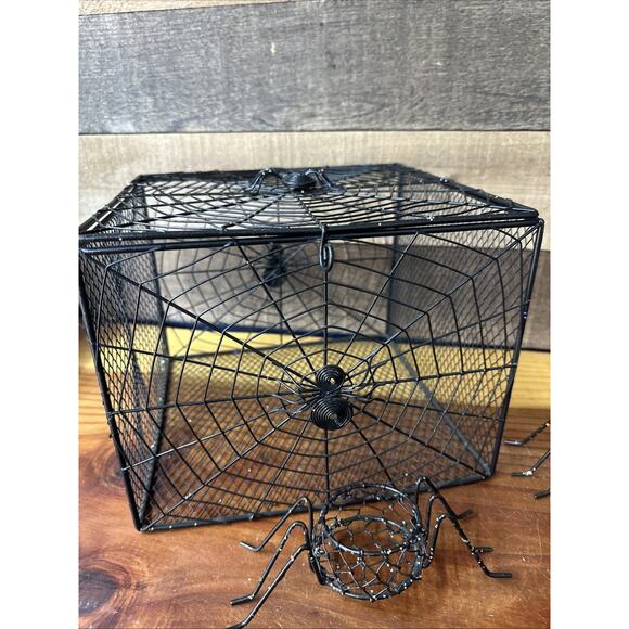 Metal Spider Candy Box And 5 Spider Tealight Holders Rare - Picture 4 of 5